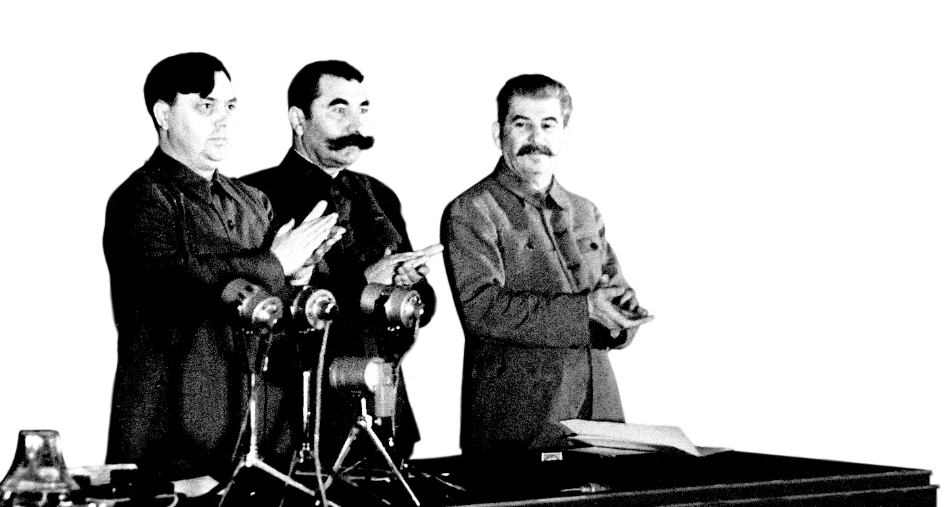 Исторический снимок руководителей СССР на трибуне