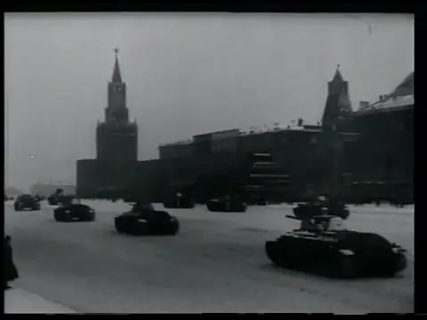 Военный парад 7 ноября 1941 года на Красной площади. РГАКФФД