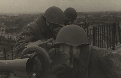 Московские зенитчицы. 1941