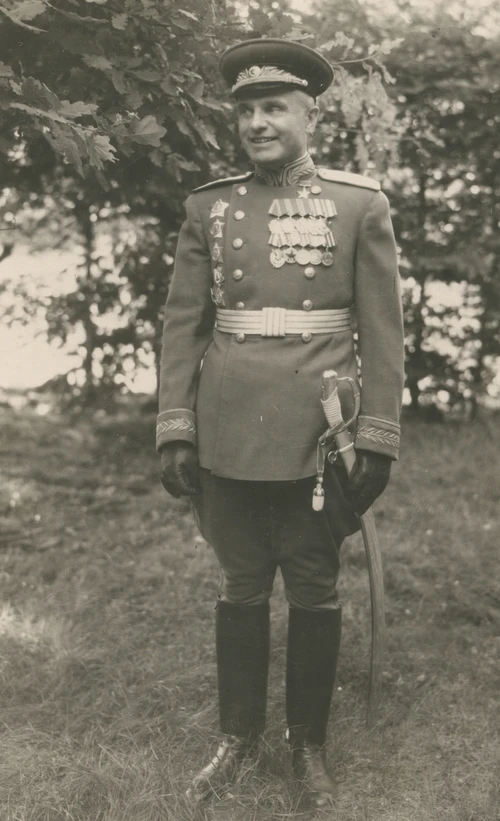 Маршал артиллерии Казаков Василий Иванович, Герой Советского Союза перед Парадом Победы