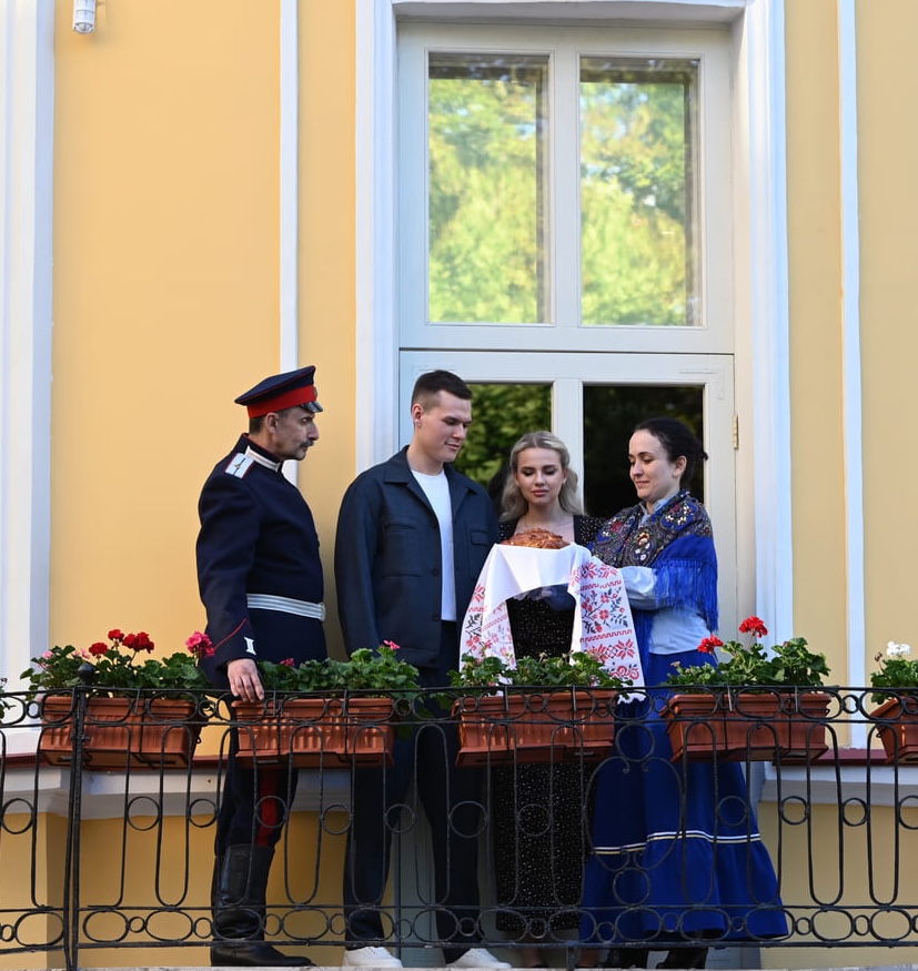 Сватовство в казачьем доме