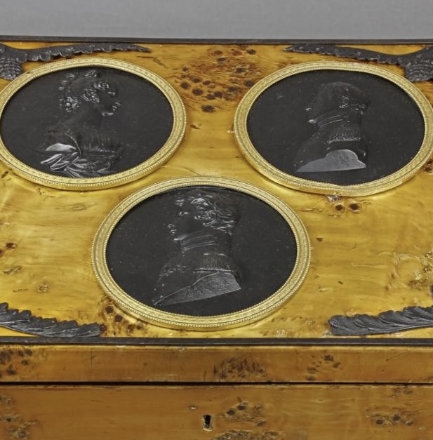 Мастер-класс «Шкатулка с портретами детей Николая I»