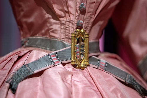 Музейное занятие «Как одеть императрицу»