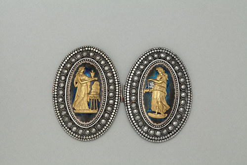 Музейное занятие «Они сверкают в темноте»